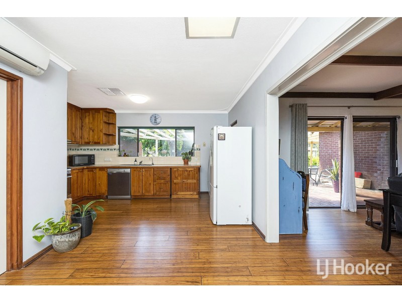 9 Regency Drive, Thornlie WA 6108