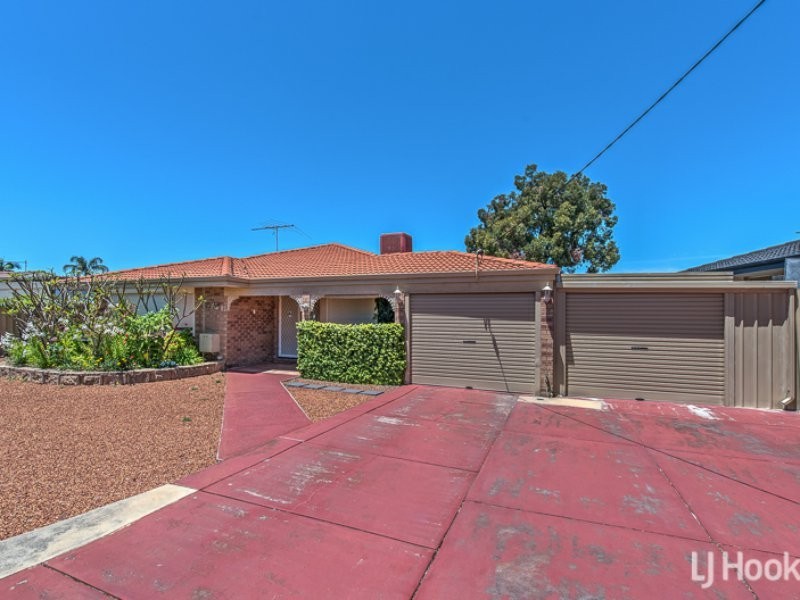 81 Greenway Ave, Thornlie WA 6108