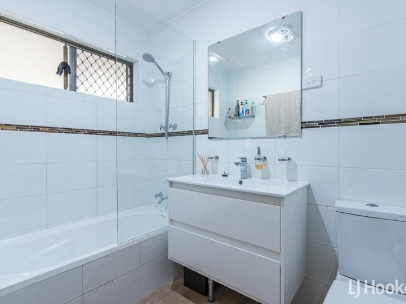 13 Storey Road, Thornlie WA 6108