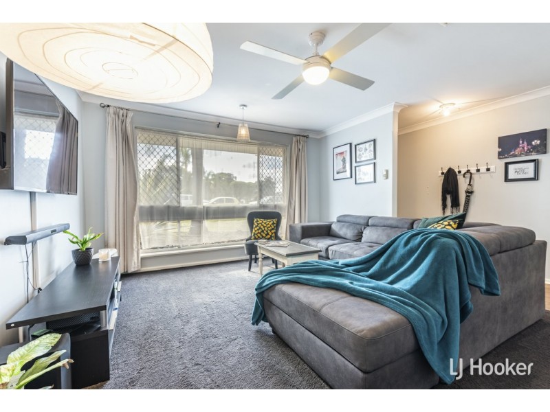 42 Alciston Way, Huntingdale WA 6110
