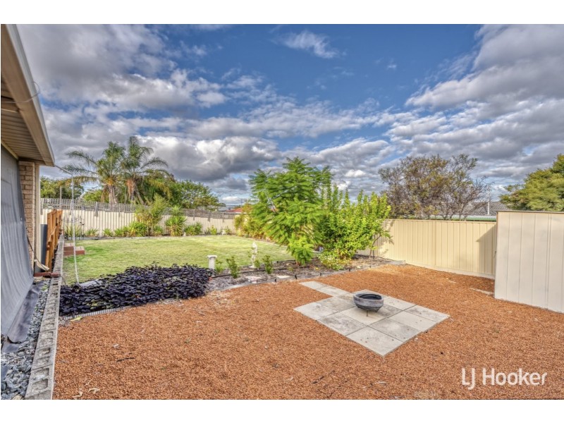 42 Alciston Way, Huntingdale WA 6110