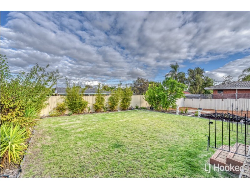 42 Alciston Way, Huntingdale WA 6110