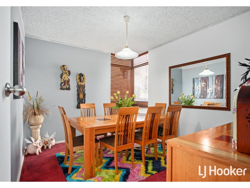 9 Camborne Way, Thornlie WA 6108