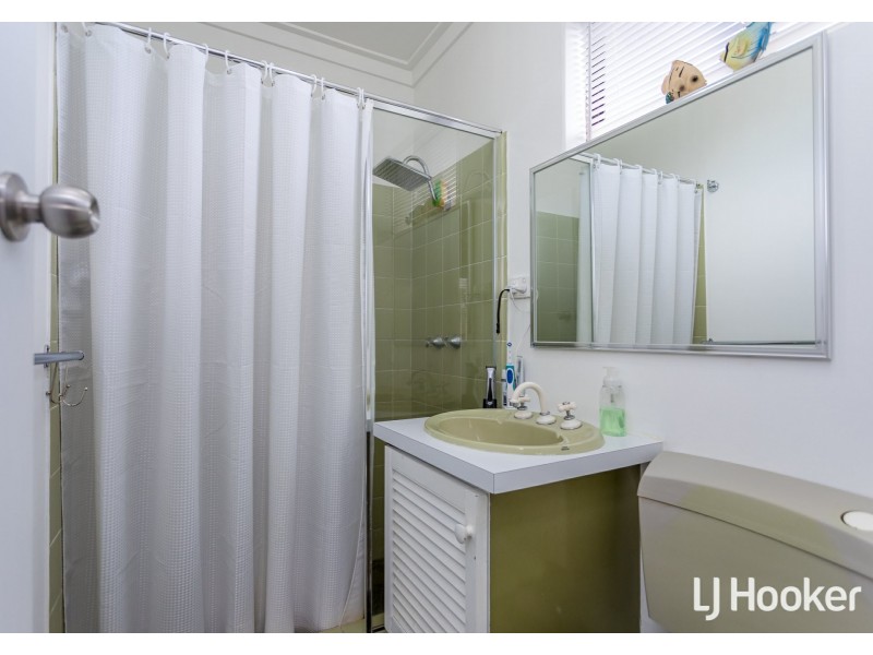 9 Camborne Way, Thornlie WA 6108