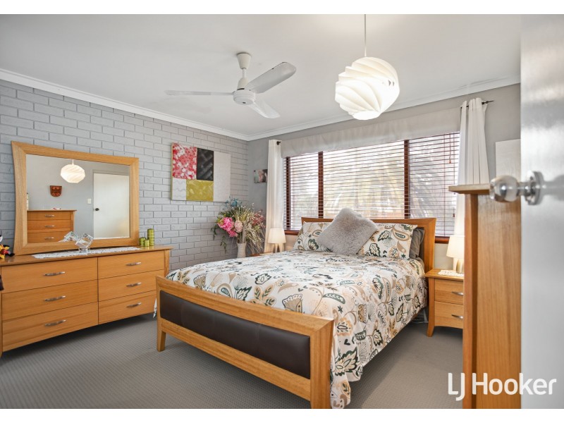 9 Camborne Way, Thornlie WA 6108