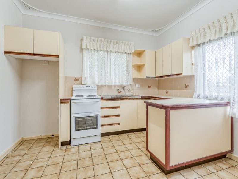 1 Clancy Way, Thornlie WA 6108