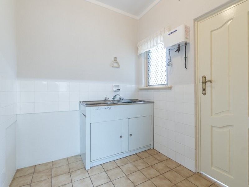 1 Clancy Way, Thornlie WA 6108