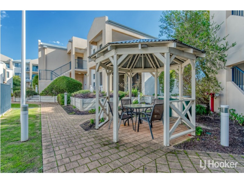 38/17 Southdown Place, Thornlie WA 6108