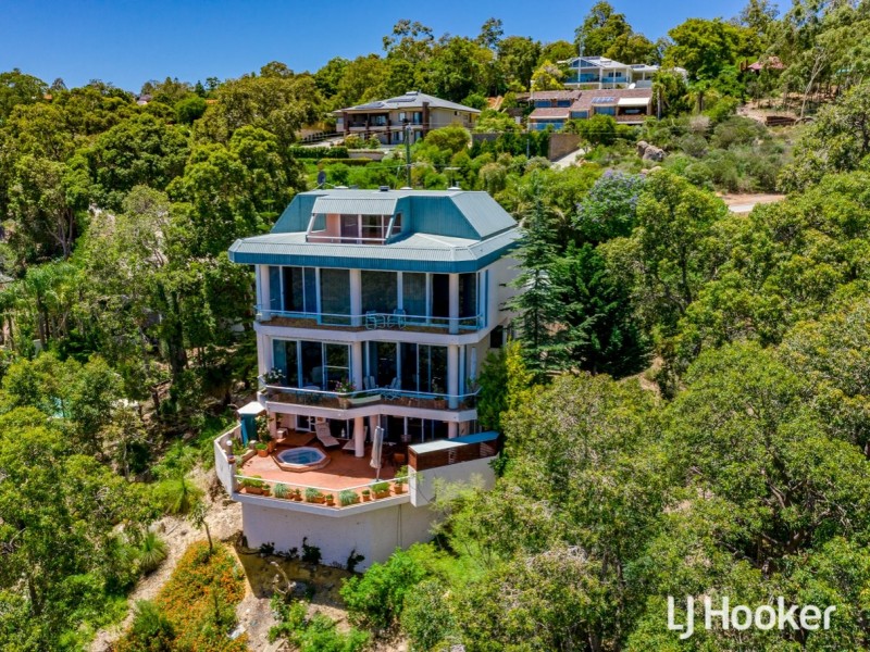 49 Nelson Crescent, Lesmurdie WA 6076