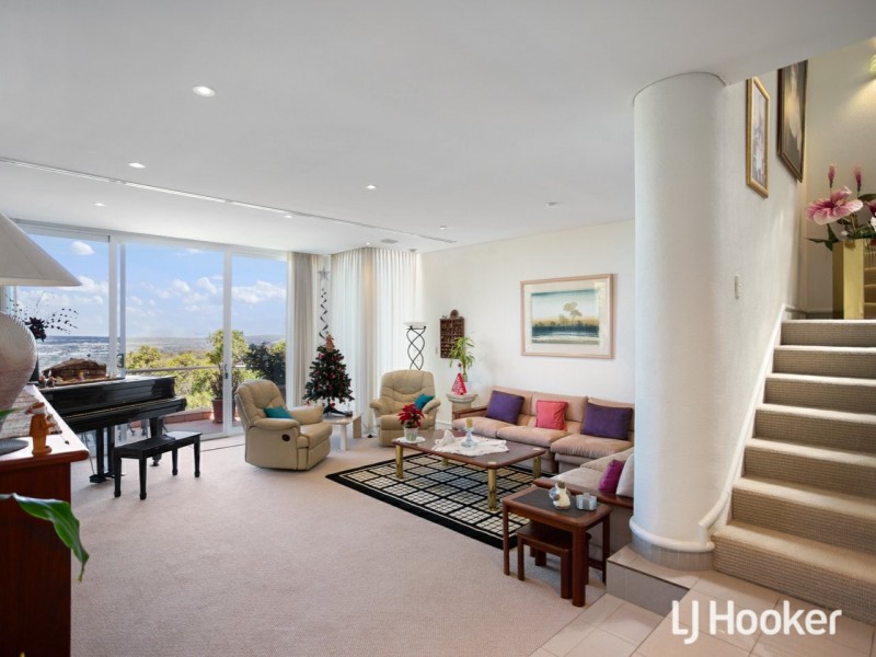 49 Nelson Crescent, Lesmurdie WA 6076