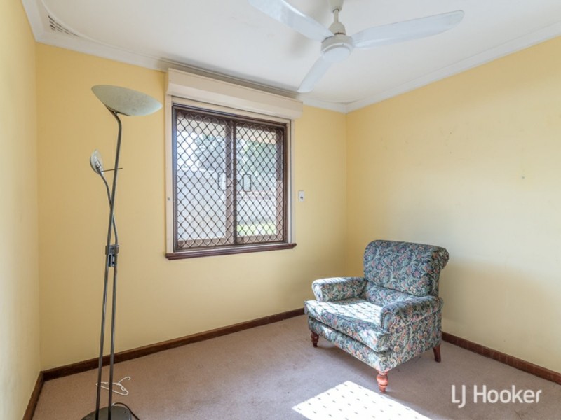 22 Stepney Road, Armadale WA 6112