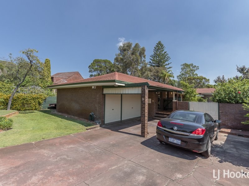 31 Grenadier Drive, Thornlie WA 6108