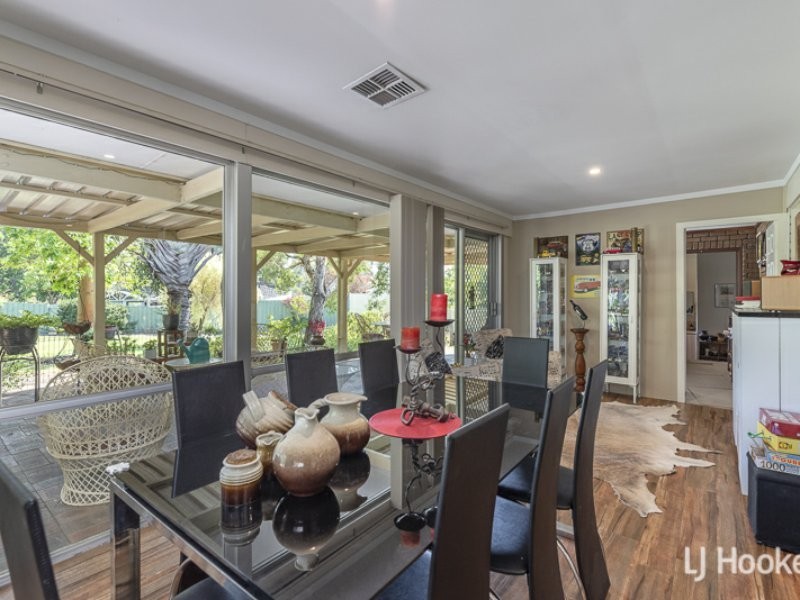 31 Grenadier Drive, Thornlie WA 6108