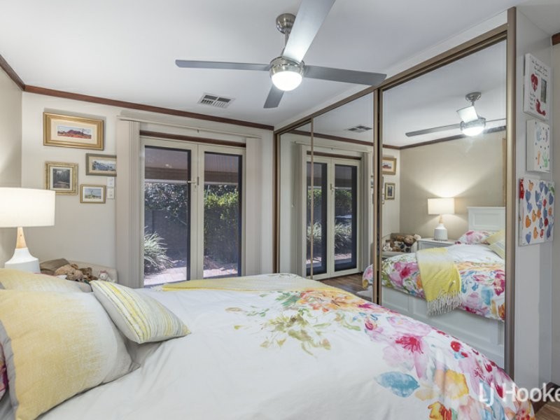 31 Grenadier Drive, Thornlie WA 6108