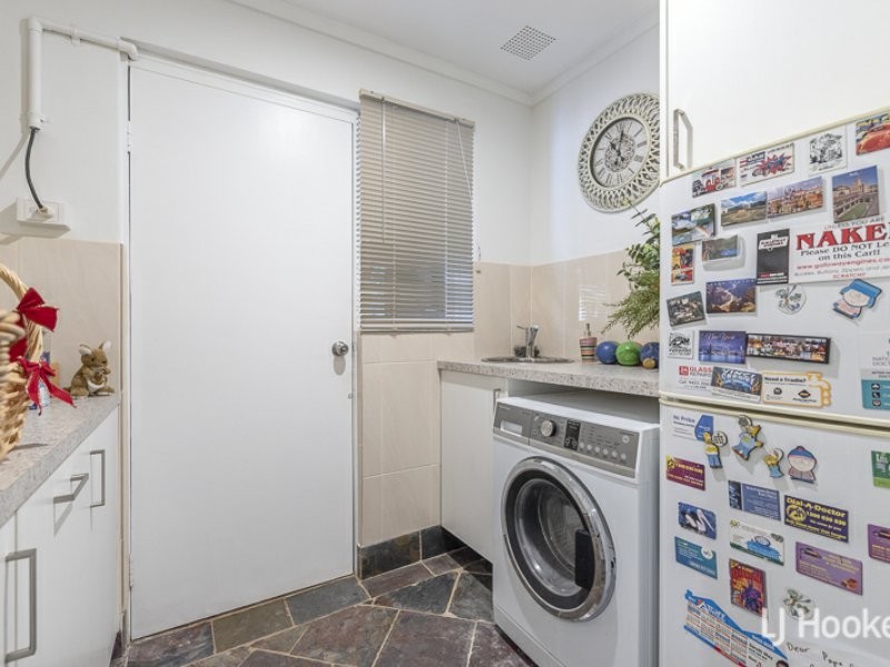 31 Grenadier Drive, Thornlie WA 6108