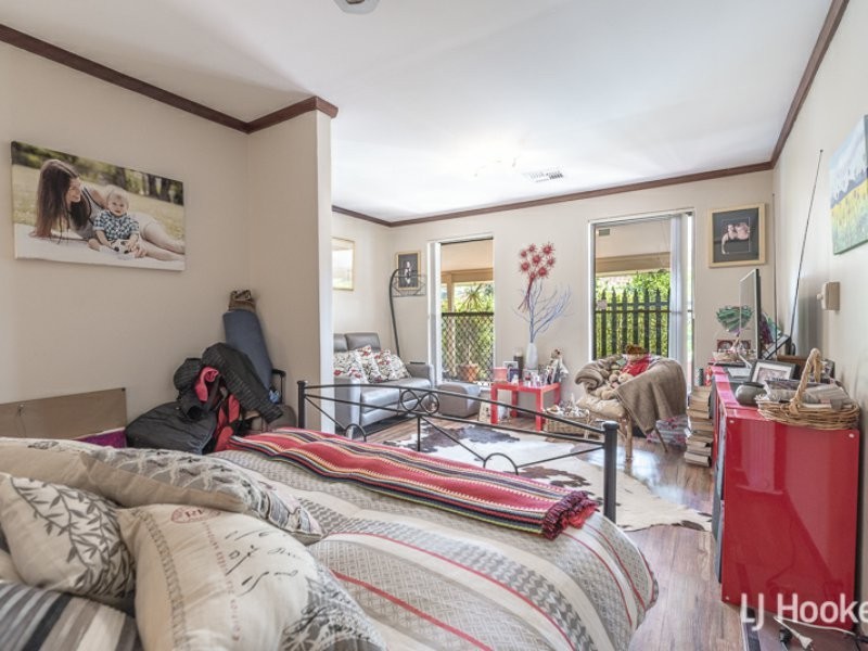 31 Grenadier Drive, Thornlie WA 6108