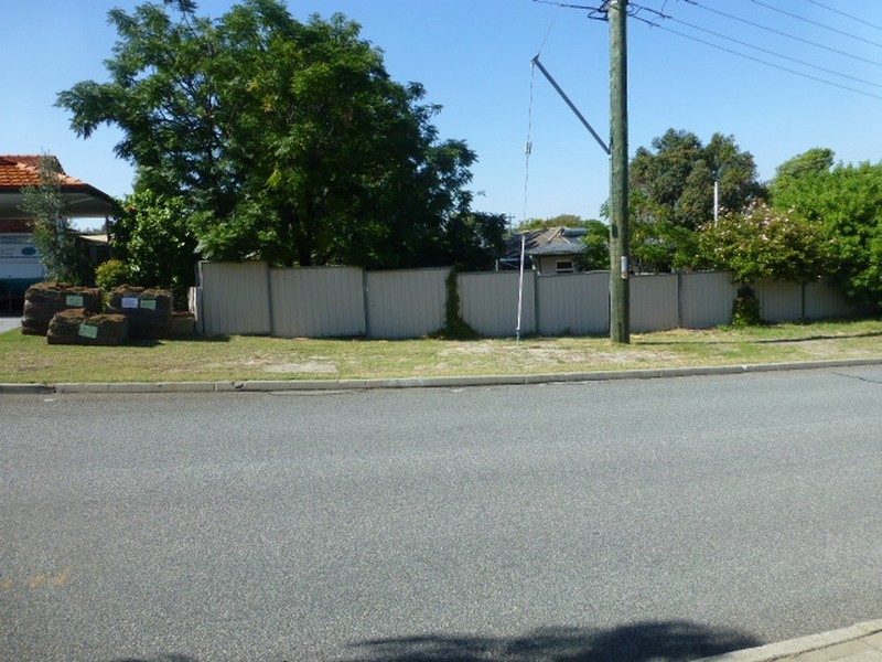 52 Pembury Road, Thornlie WA 6108