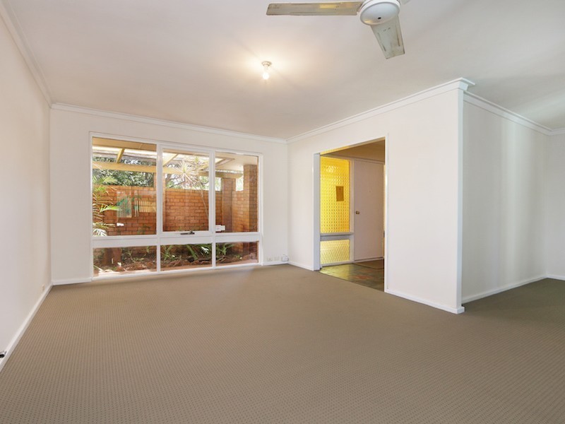 4 Bayham Place, Huntingdale WA 6110