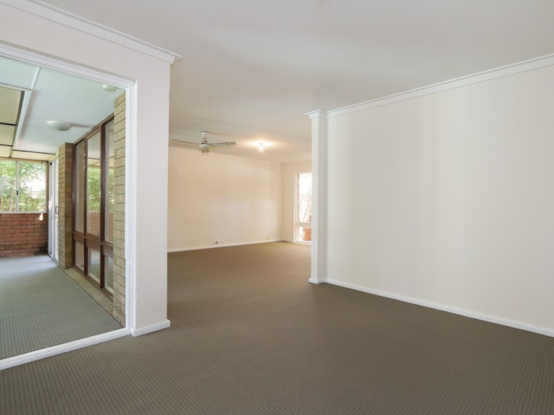 4 Bayham Place, Huntingdale WA 6110