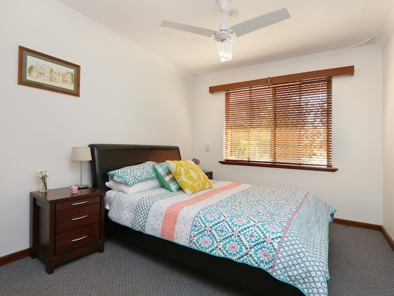 42 Probert Road, Thornlie WA 6108