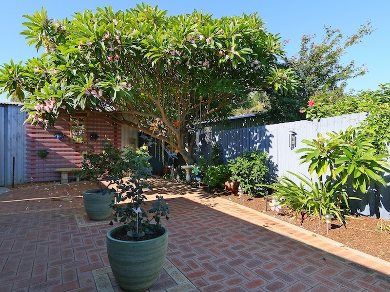 42 Probert Road, Thornlie WA 6108