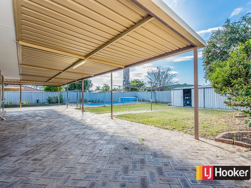 16 Murdoch Road, Thornlie WA 6108