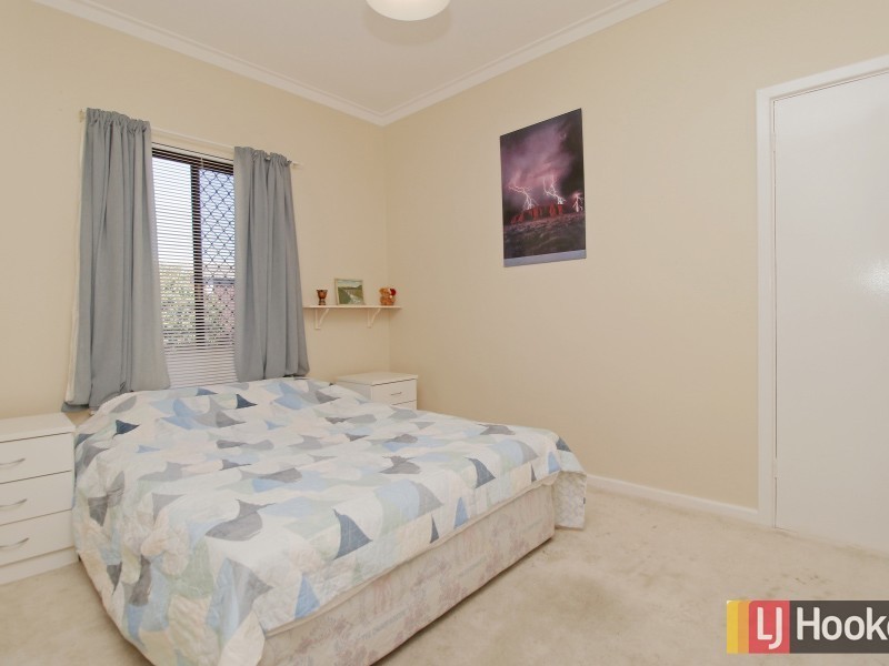 12 Merino Court, Thornlie WA 6108