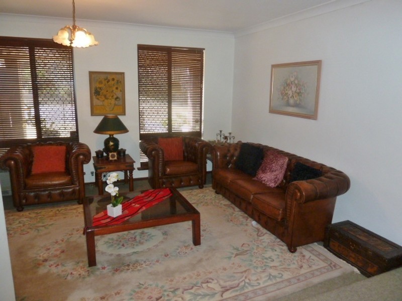 15 Ilford Place, Thornlie WA 6108