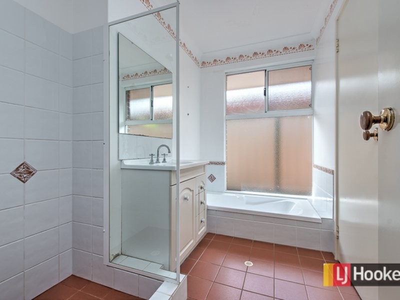 5 Redshank Close, East Cannington WA 6107