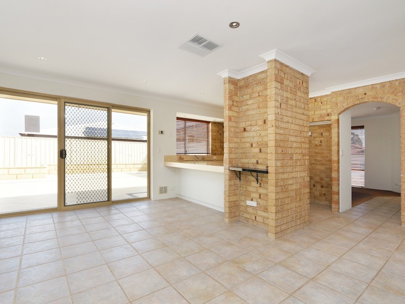 11 Tattler Place, Huntingdale WA 6110