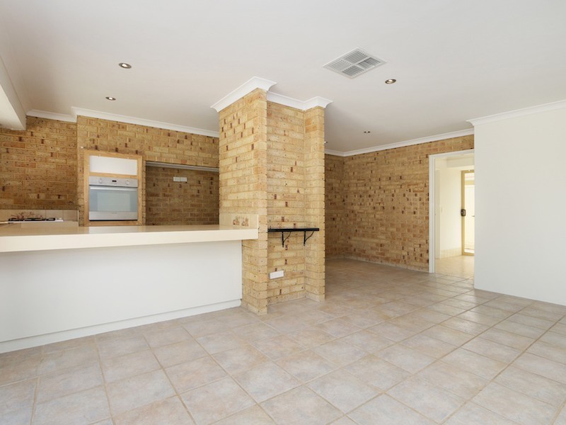 11 Tattler Place, Huntingdale WA 6110