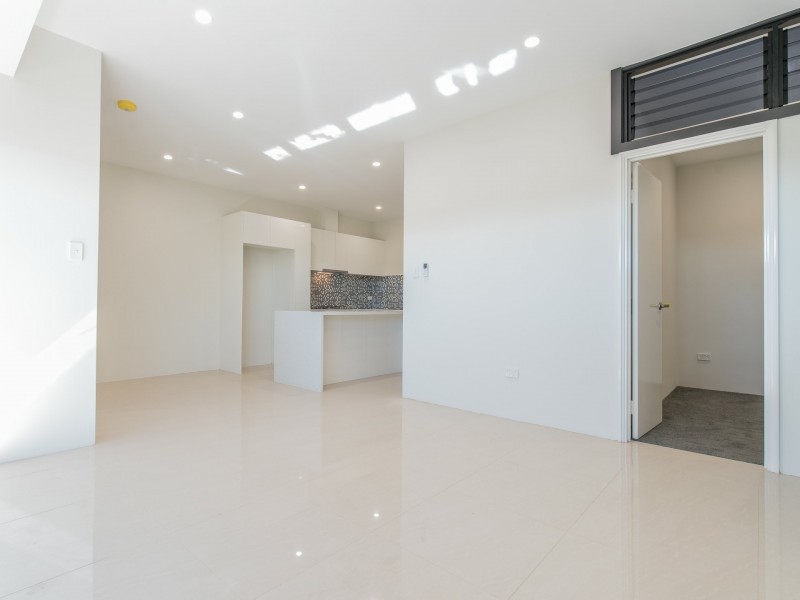 4/43 Yale Road, Thornlie WA 6108