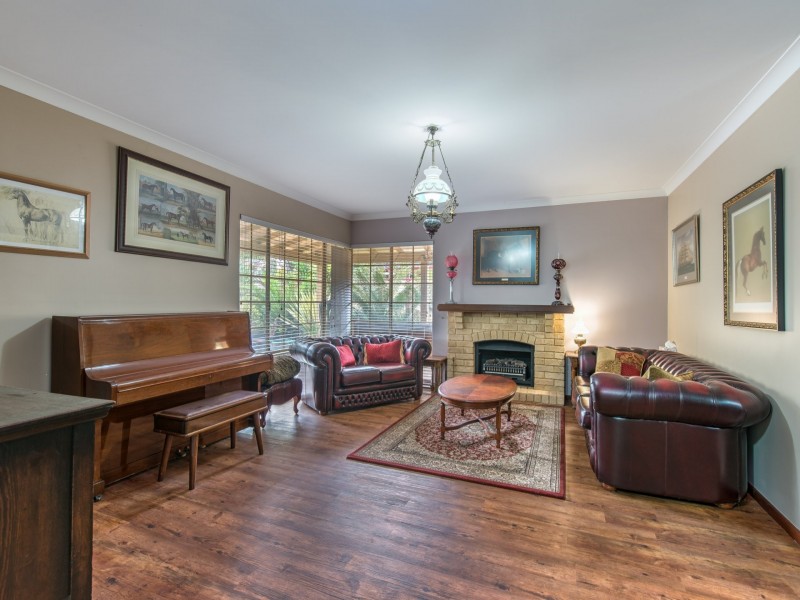 10 Camelot Court, Thornlie WA 6108