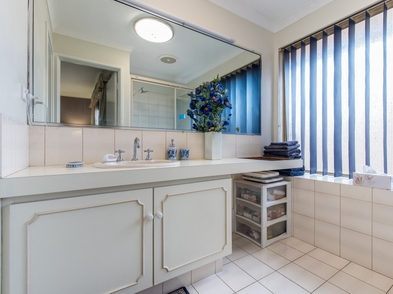 10 Camelot Court, Thornlie WA 6108