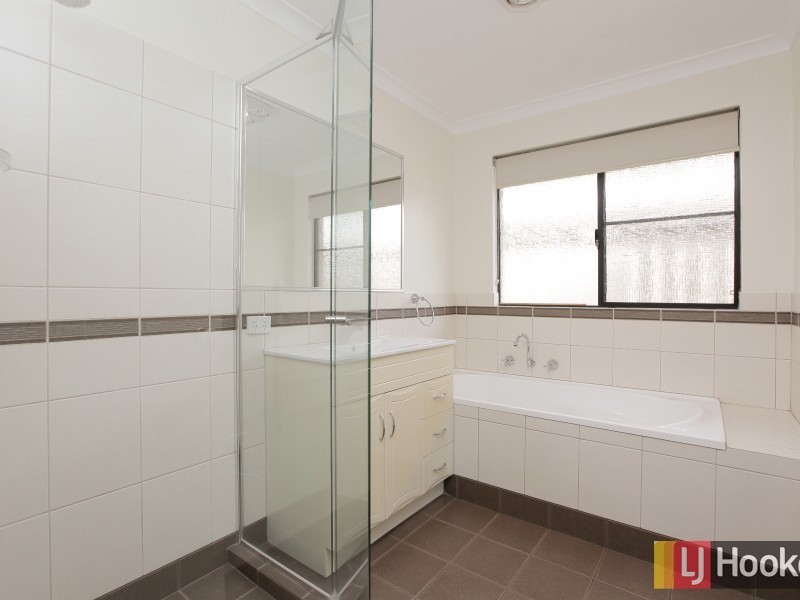 16 Ashridge Turn, Canning Vale WA 6155