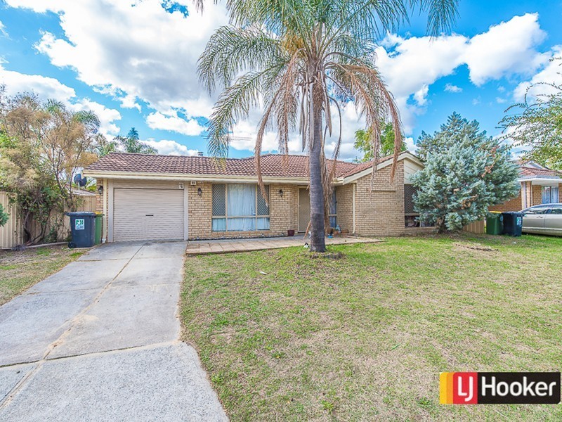 16 McGrath Place, Seville Grove WA 6112