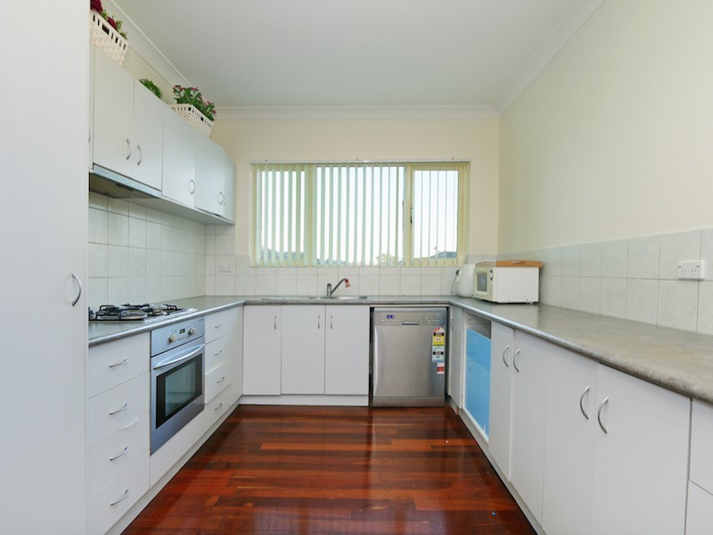 24B Stephen Street, Queens Park WA 6107