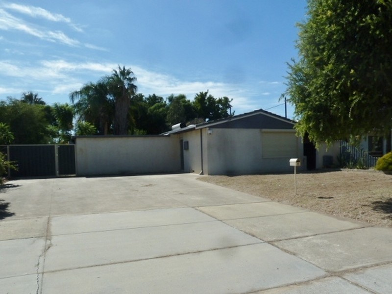 8 Chadwell Street, Kenwick WA 6107