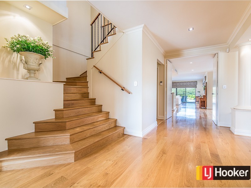 1 Mingara Avenue, Harrisdale WA 6112