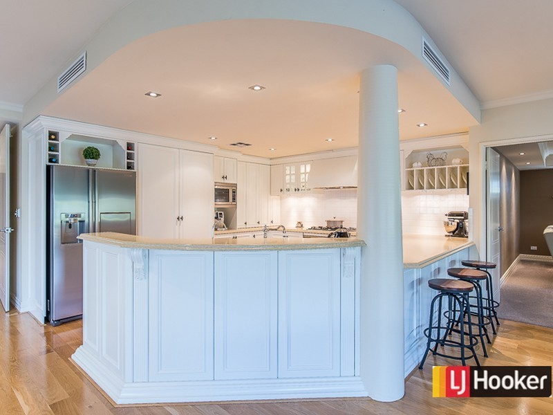 1 Mingara Avenue, Harrisdale WA 6112