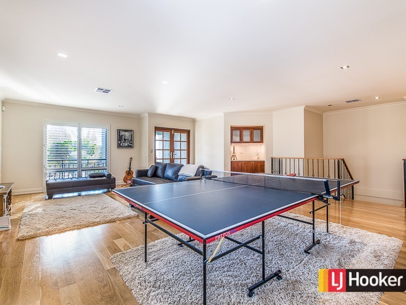 1 Mingara Avenue, Harrisdale WA 6112