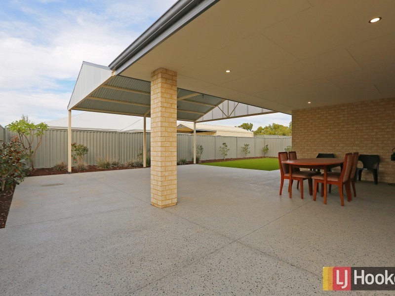 9 Woodard Road, Byford WA 6122