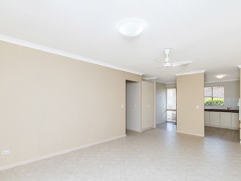 5/8 Heron Place, Maddington WA 6109