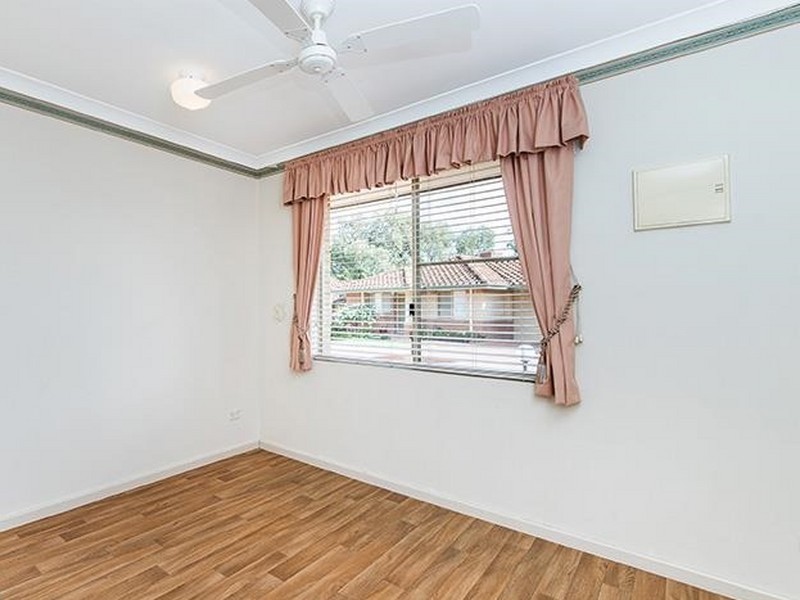 5/8 Heron Place, Maddington WA 6109