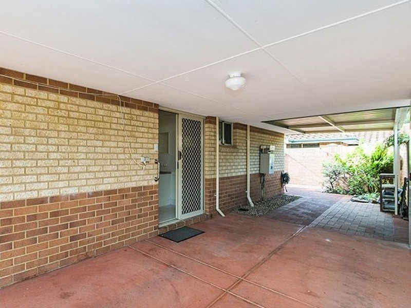 5/8 Heron Place, Maddington WA 6109