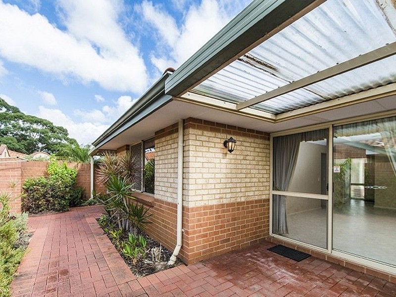 5/8 Heron Place, Maddington WA 6109