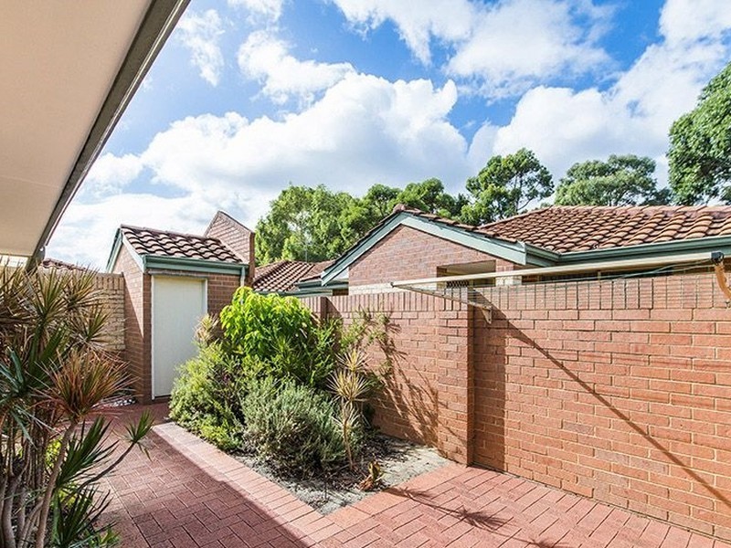 5/8 Heron Place, Maddington WA 6109