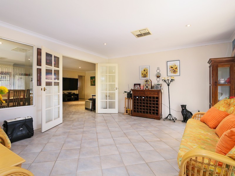 14 Ashridge Turn, Canning Vale WA 6155