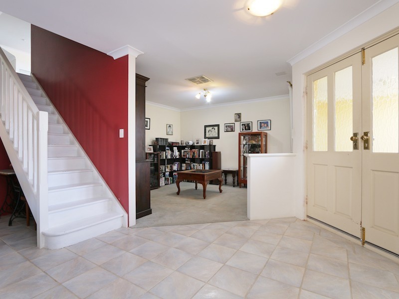 14 Ashridge Turn, Canning Vale WA 6155