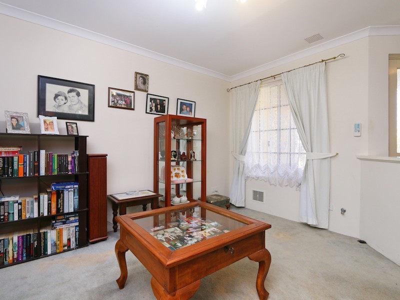 14 Ashridge Turn, Canning Vale WA 6155